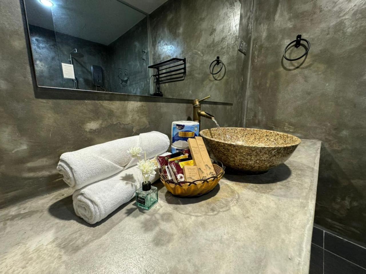 Ipoh Zing Vale - Family & Couple Suite 外观 照片